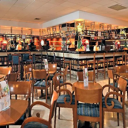 Globales Almirante Farragut 酒店