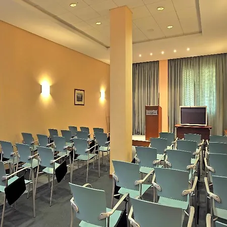 Globales Almirante Farragut Hotell 4*