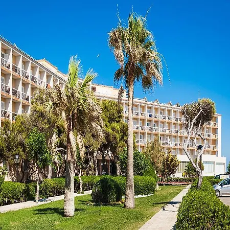 Globales Almirante Farragut Hotell 4*
