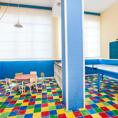 Globales Almirante Farragut Отель Кала-эн-Бланес