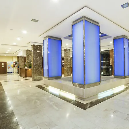 Globales Almirante Farragut 4*