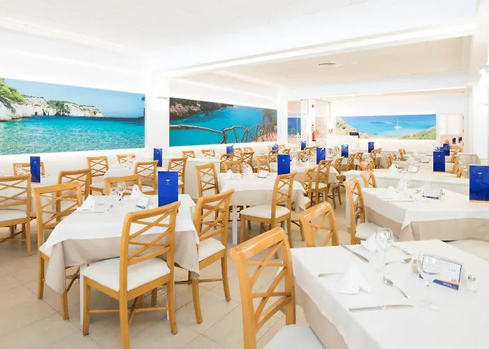 Globales Almirante Farragut Hotel 4*