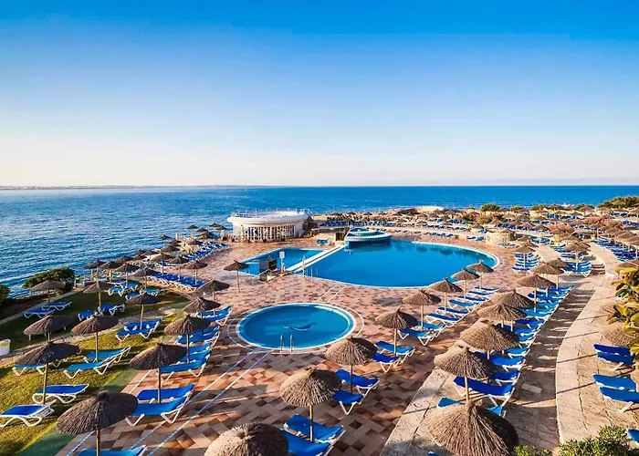 Globales Almirante Farragut 酒店 卡拉恩·布拉内斯