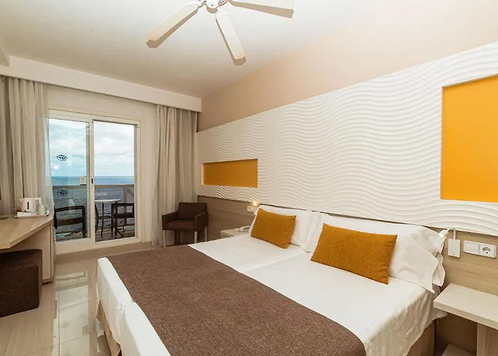 Globales Almirante Farragut 4*