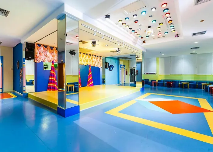 Globales Almirante Farragut 4* Cala'N Blanes (Menorca)