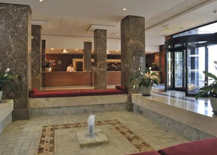 Globales Almirante Farragut 4* Cala'N Blanes (Menorca)