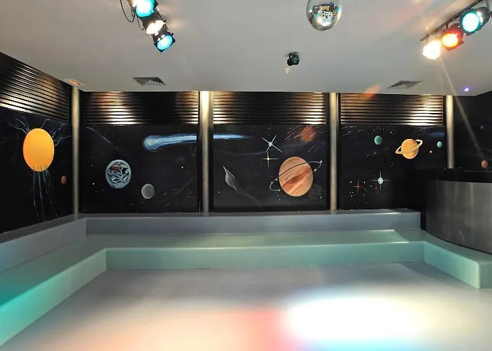 Hotel Globales Almirante Farragut 4*