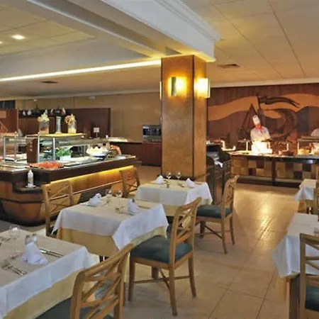 Globales Almirante Farragut Szálloda 4*